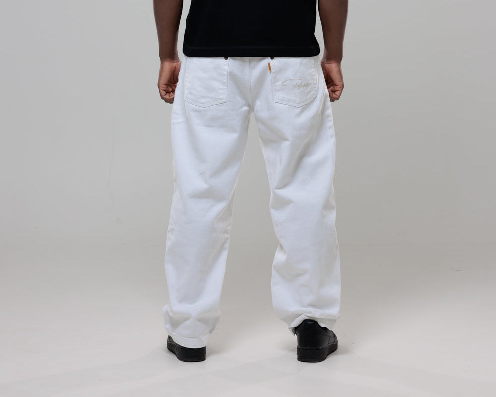 REDRUM STRAIGHT FIT JEANS