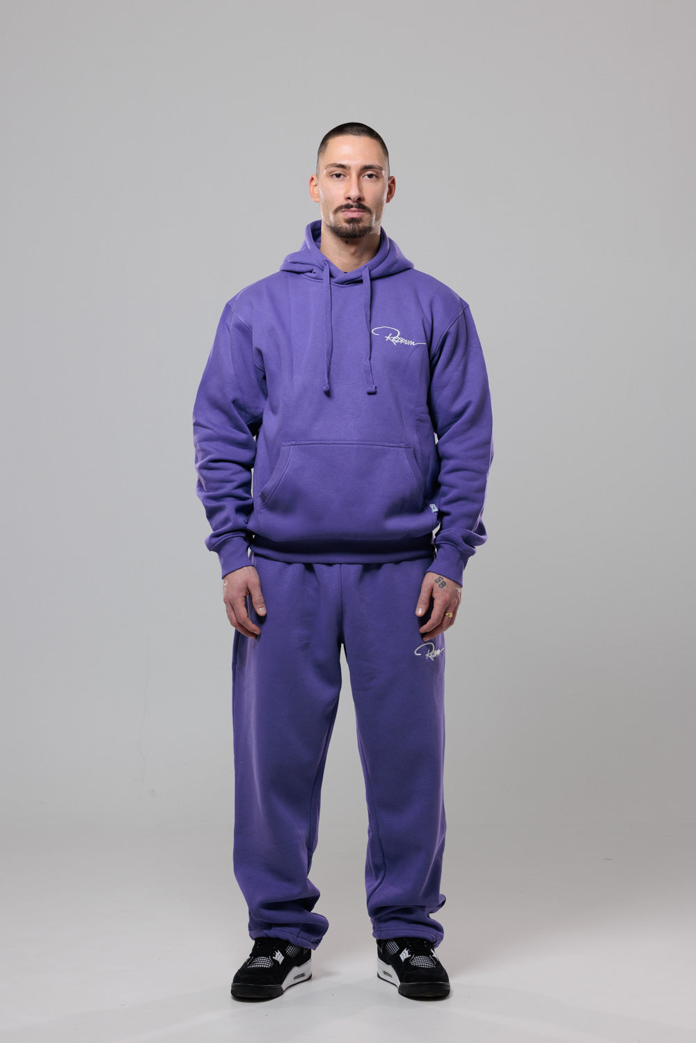 BASIC SWEATPANTS